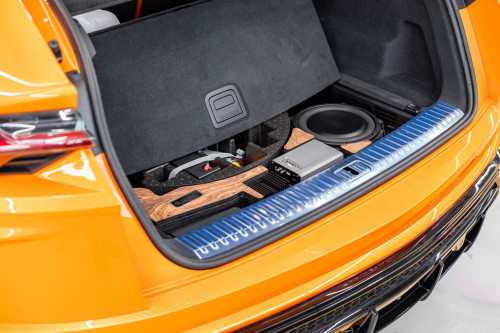 Короб стелс 10" для Lamborghini Urus в нишу багажника